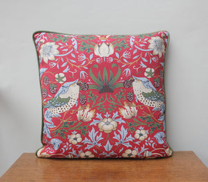 Golden Lily cushion cover with a piped edge