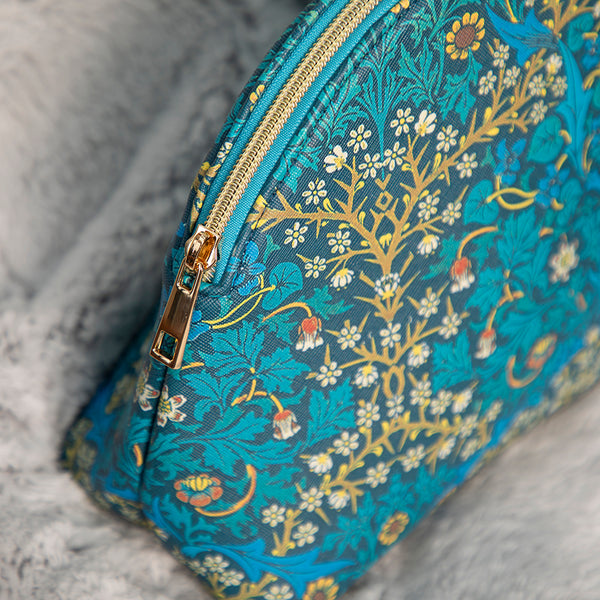 Blackthorn Make Up Wash Bag