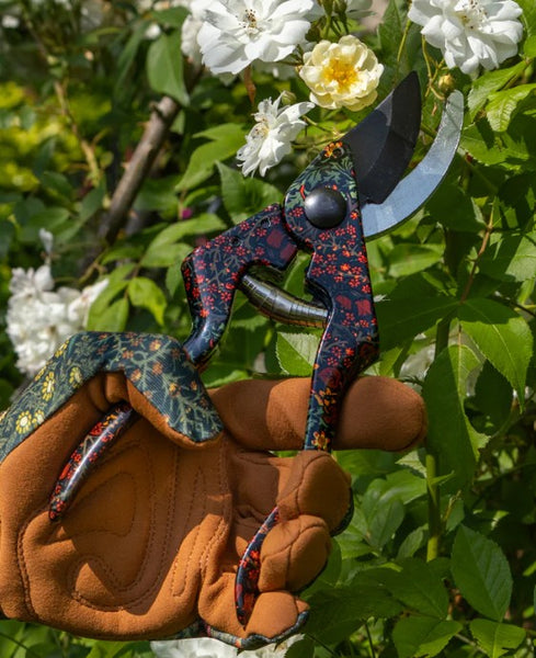 William Morris Blackthorn Garden Secateurs