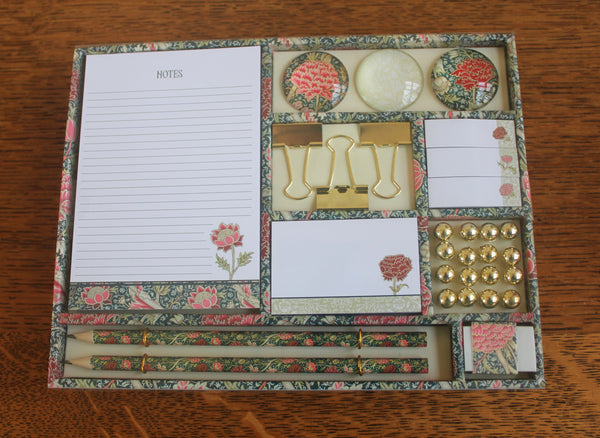 William Morris Cray Writing Gift Set: 12 Notecards, 2 Pens, Stationery Set