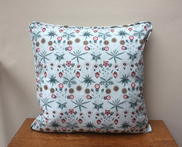 William Morris Daisy Piped Edge Cushion