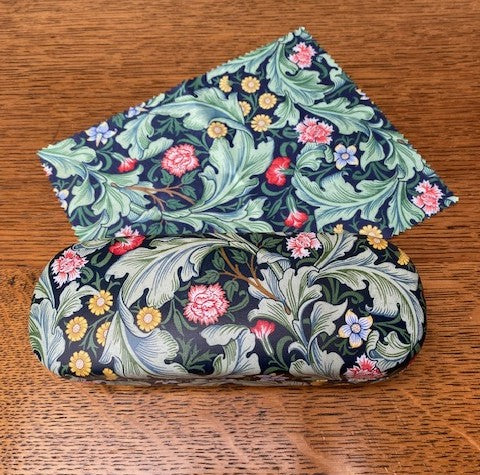 V & A William Morris Leicester Glasses Case