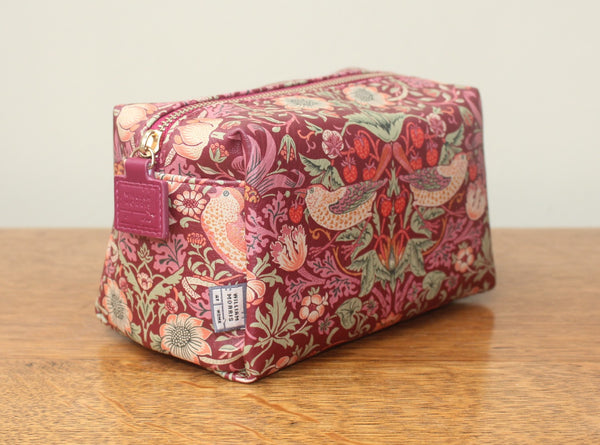 William Morris at Home Strawberry Thief Medium Wash Bag