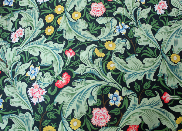 William Morris Leicester Cotton Tablecloth 132 cm x 228 cm