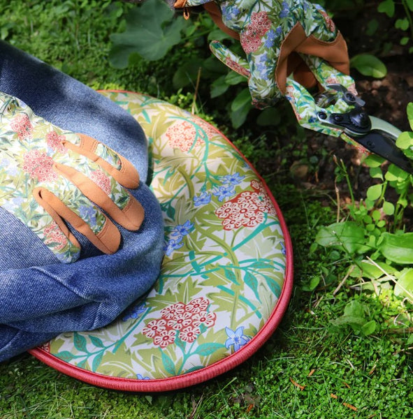 William Morris Jasmine Garden Kneeler