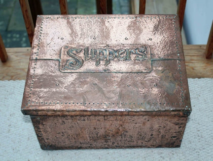 <p>Antique Arts & Crafts copper slipper box.</p>