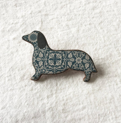 Stockwell Ceramics William Morris Dachshund Brooch