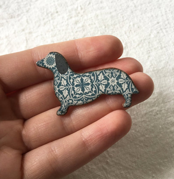 Stockwell Ceramics William Morris Dachshund Brooch
