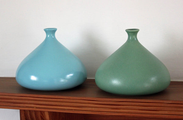 Teco Pottery Kiss Vase in Aqua
