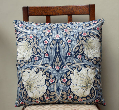 <p>Cotton cushion cover in William Morris Pimpernel print. Morris & Co. Sanderson fabric.</p>