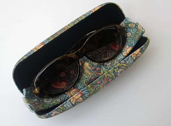 William Morris Strawberry Thief Glasses Case